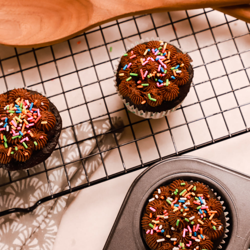 Chocolate Cupcakes With Buttercream Frosting