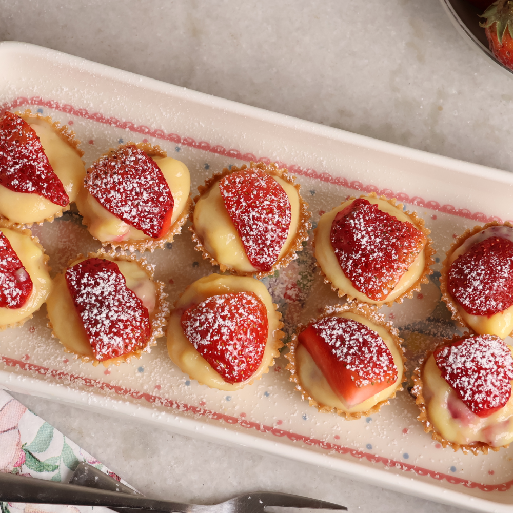 Fresh Strawberry Tart (18 Pcs)