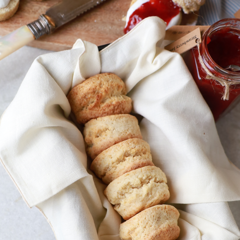 English Scones With Clotted Cream